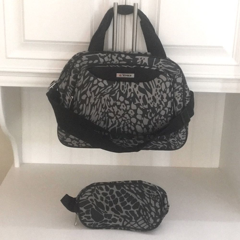TAG Carryon Bag with Bonus